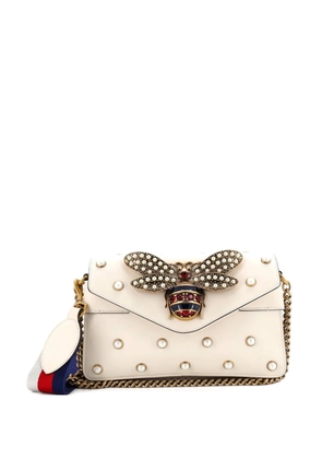 Gucci Pre-Owned Broadway Pearly Bee Embellished Leather Mini shoulder bag - Neutrals
