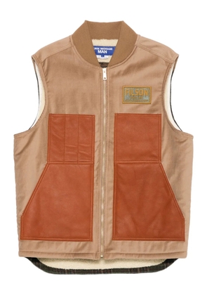 Junya Watanabe MAN x Filson logo-patch zip-front gilet - Brown