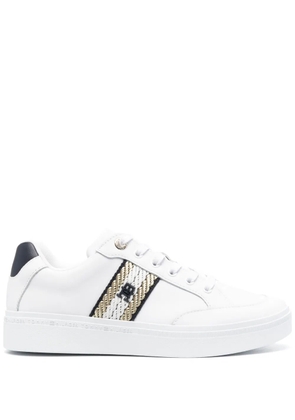 Tommy Hilfiger logo-patch low-top sneakers - White