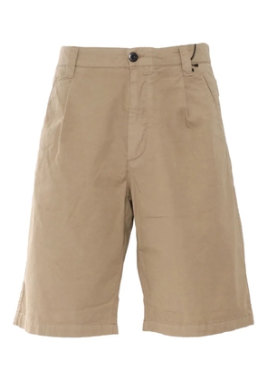 C.P. Company pleated pocket shorts - Neutrals