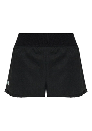 Lacoste logo-appliqué pleated shorts - Black