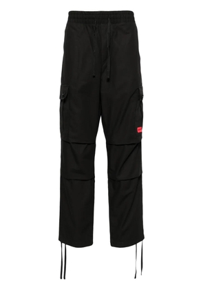 HUGO logo-appliqué cargo trousers - Black
