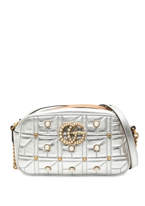 Gucci Pre-Owned 2016-2025 Small GG Marmont Pearl Studded Matelasse Leather Aria crossbody bag - Silver