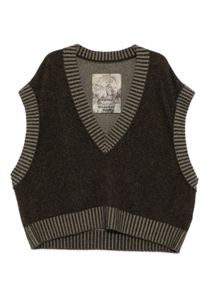 Ziggy Chen sleeveless v-neck vest - Brown