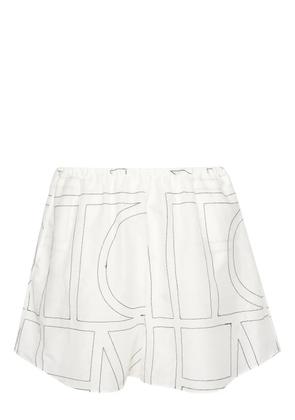 TOTEME monogram-embroidered shorts - White