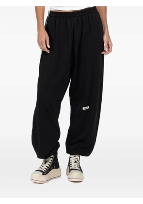 FREEDÉR logo-patch sweatpants - Black
