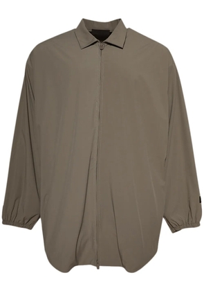 FEAR OF GOD ESSENTIALS logo-patch shirt - Brown