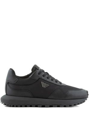 Emporio Armani logo-plaque sneakers - Black