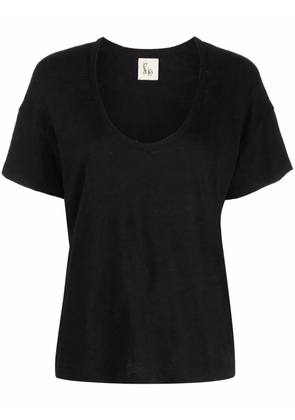 PAULA U-neck short-sleeved T-shirt - Black