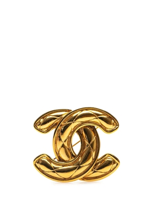 CHANEL Pre-Owned 1970-1980 Gold Plated CC Quilted Brooch costume brooch