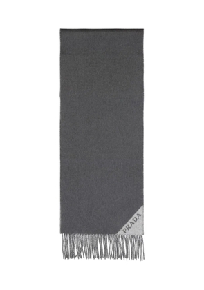 Prada logo-detail fringed scarf - Grey