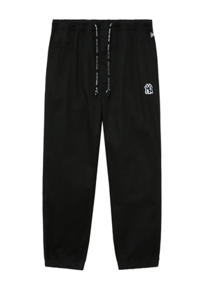 NEW ERA CAP logo-patch cuffed track pants - Black