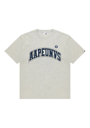 AAPE BY *A BATHING APE® Aapeunvs College graphic-print T-shirt - Grey