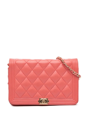 CHANEL Pre-Owned 2018 Lambskin Boy Wallet On Chain crossbody bag - Pink