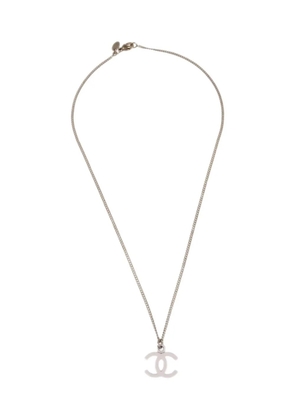 CHANEL Pre-Owned 2004 CC-pendant necklace - Silver