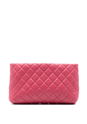 CHANEL Pre-Owned 2012 Quilted Lambskin Kiss Lock clutch bag - Pink