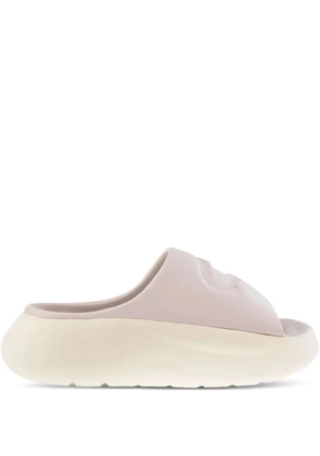 Lacoste Serve 3.0 platform slides - White