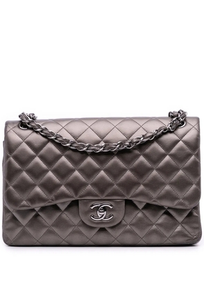 CHANEL Pre-Owned 2013-2014 Jumbo Classic Lambskin Double Flap shoulder bag - Grey