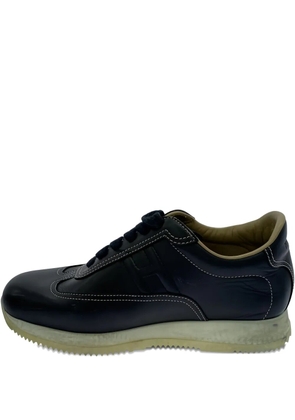 Hermès Pre-Owned lace-up leather sneakers - Black