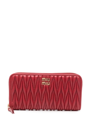 Miu Miu matelassé zip wallet - Red