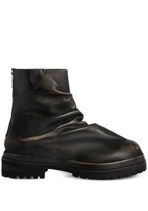 424 Marathon Distressed 'Black' boots