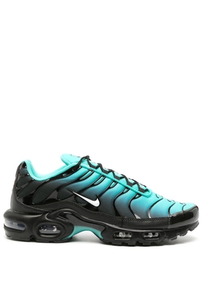 Nike Air Max Plus Swoosh-detail sneakers - Black