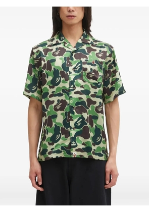 A BATHING APE® camouflage pocket shirt - Green
