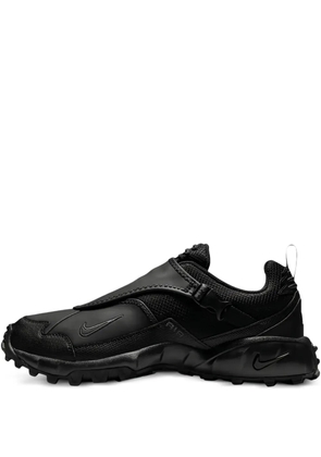 Nike zip-fastening lug-sole sneakers - Black