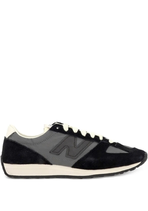 New Balance lace-up round-toe sneakers - Black
