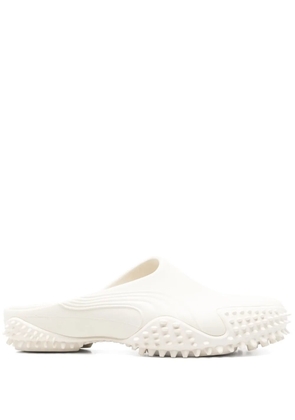 PUMA Mostro slippers - White