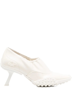 Lacoste logo-patch heeled pumps - White