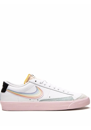 Nike Blazer Low 77 'Be True (2021)' sneakers - White