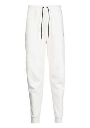 Nike NSW tech fleece track trousers - White