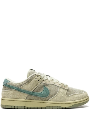 Nike Dunk Low 'Olive Aura' sneakers - Green