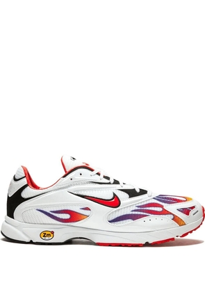 Nike x Supreme Zoom Streak Spectrum Plus 'White' sneakers