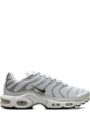 Nike Air Max Plus 'Light Silver' sneakers - White