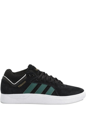adidas Tyshawn 'Black' sneakers