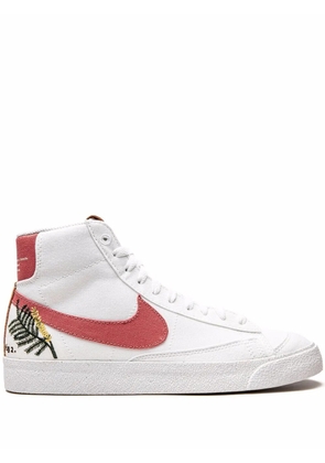 Nike Blazer Mid 77 'Catechu' sneakers - White