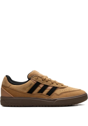 adidas Tyshawn 2 'Mesa/Core Black/Gum' sneakers - Brown