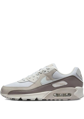 Nike Air Max 90 'Photon Dust/Light Iron Ore/Sail/Photon Dust' sneakers - White
