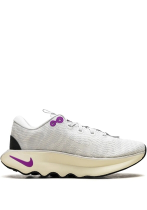 Nike Motiva sneakers - Grey