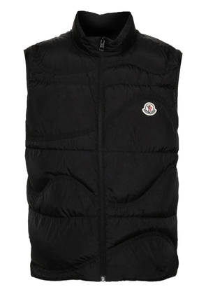 Moncler logo-patch padded gilet - Black