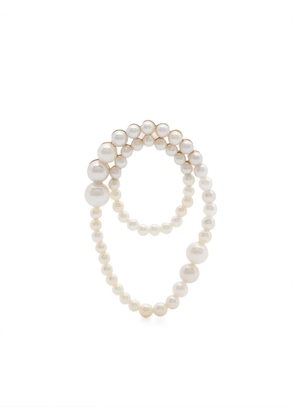 Sophie Bille Brahe 14kt recycled yellow gold Embrassée single earring