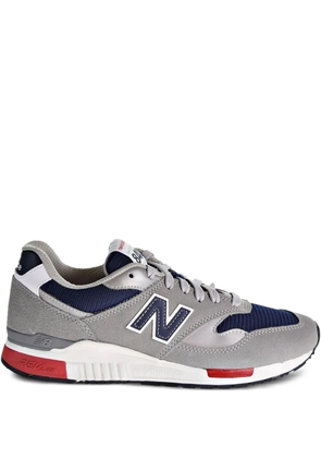 New Balance 840 suede trainers - Grey