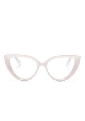 Gucci Eyewear logo-debossed cat-eye glasses - Neutrals