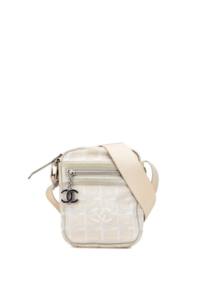 CHANEL Pre-Owned 2005-2006 New Travel Line Nylon crossbody bag - Brown