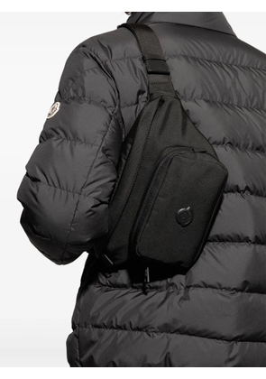 Moncler logo-appliqué belt bag - Black
