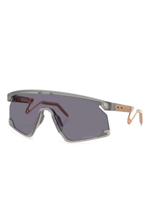 Oakley BXTR shield-frame sunglasses - Neutrals