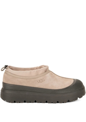 UGG Tasman Weather Hybrid logo-detail loafers - Neutrals