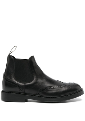 Doucal's perforated leather ankle boots - Black